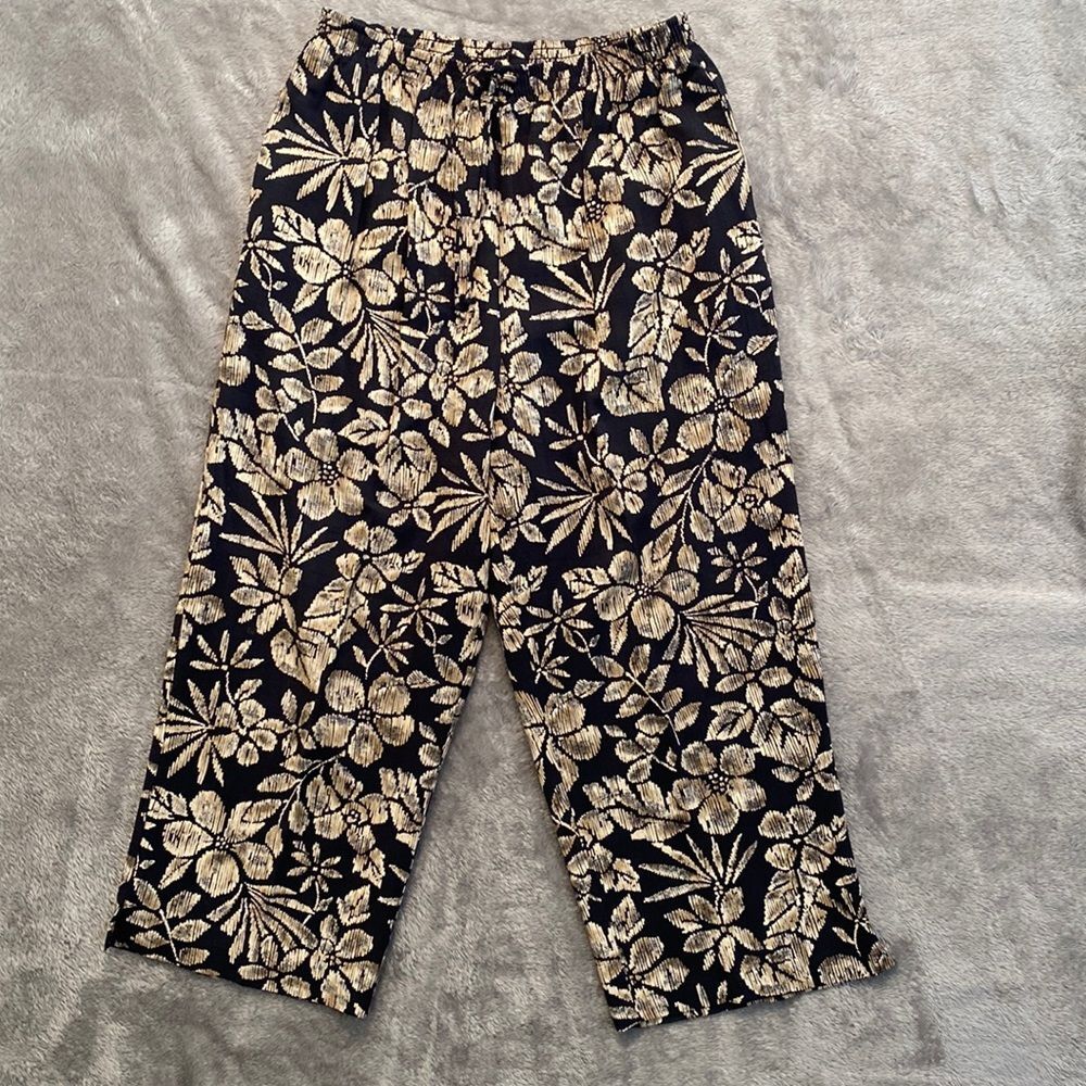 Alfred Dunner Floral Tropical Black Boho High waisted wide leg Pull On P…